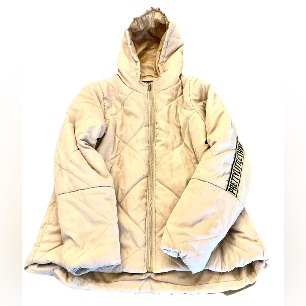 PrettyLittleThing Stone Peach Skin Diamond Quilted Oversized Puffer Jacket - Picture 2 of 8